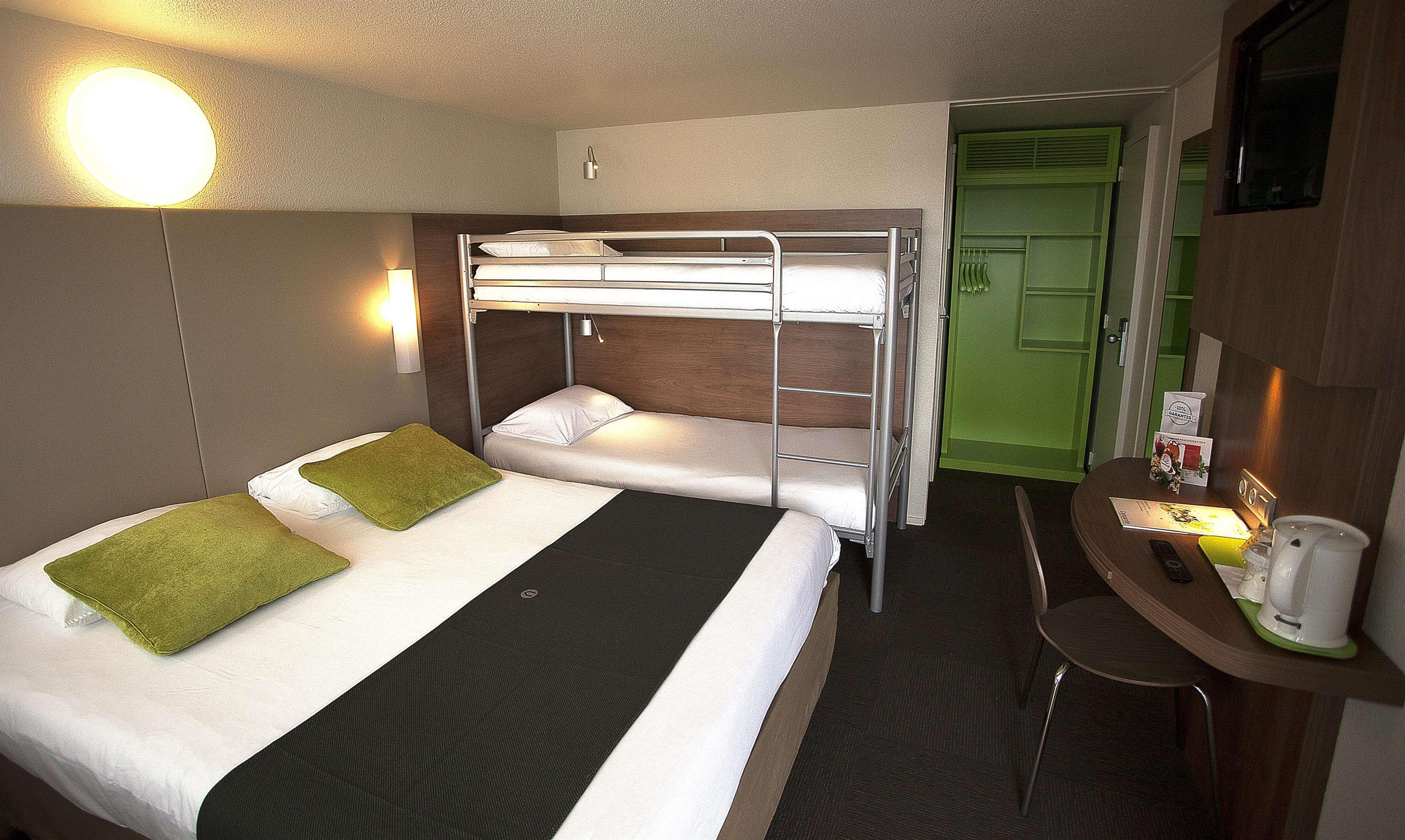 Campanile Bourges Nord - Saint-Doulchard Hotell Eksteriør bilde
