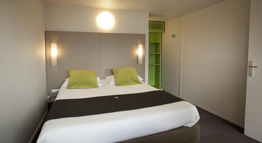 Campanile Bourges Nord - Saint-Doulchard Hotell Eksteriør bilde