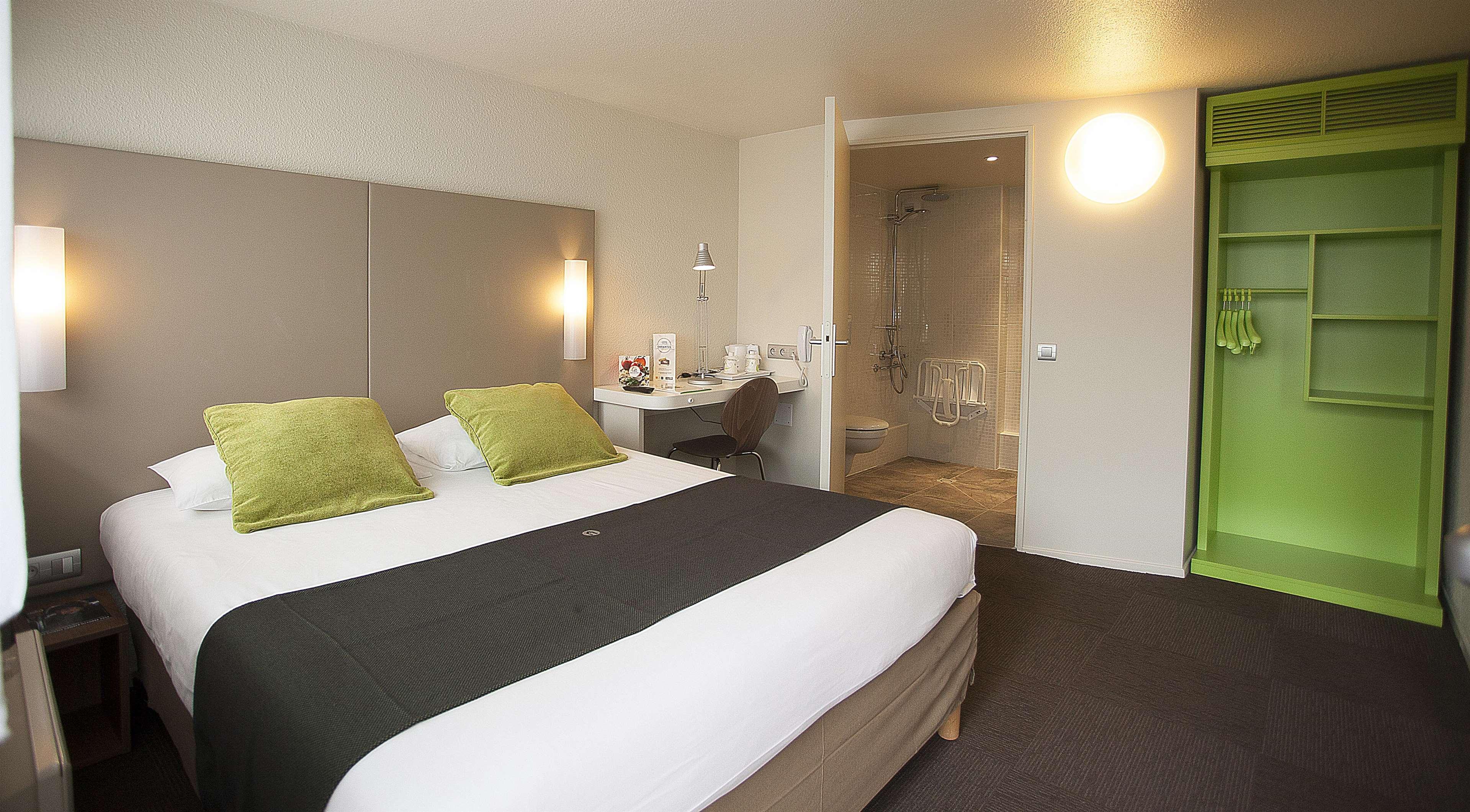 Campanile Bourges Nord - Saint-Doulchard Hotell Eksteriør bilde