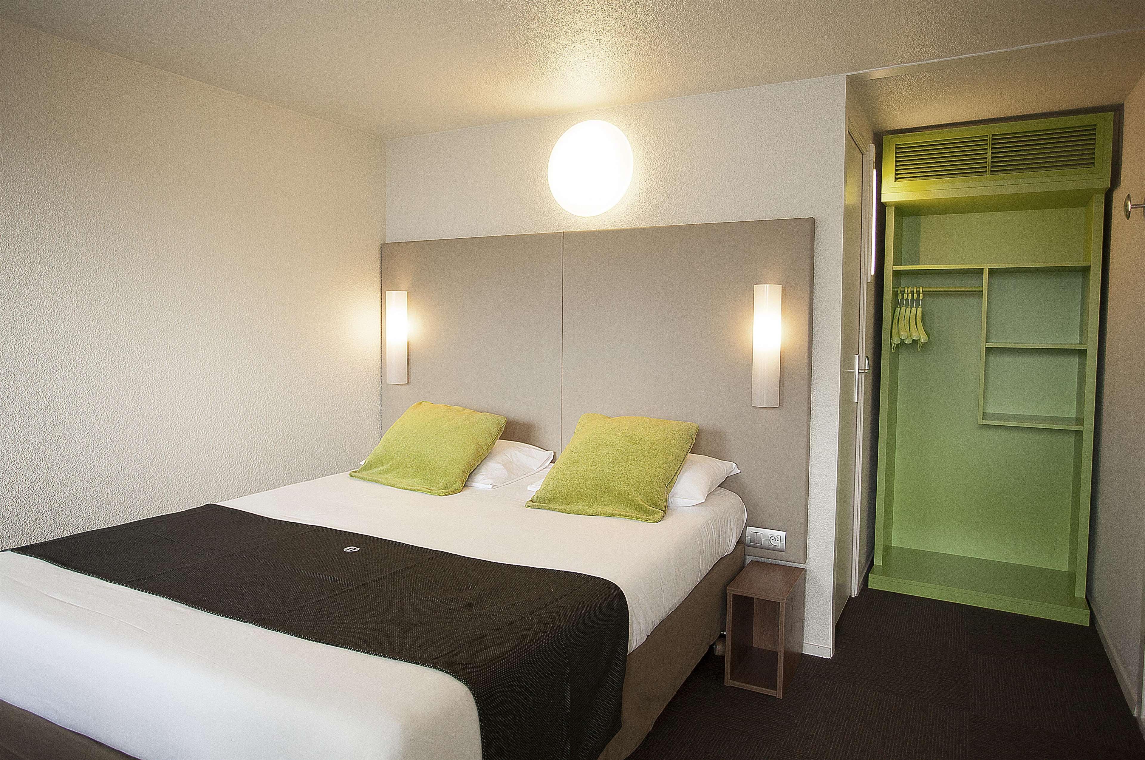 Campanile Bourges Nord - Saint-Doulchard Hotell Eksteriør bilde