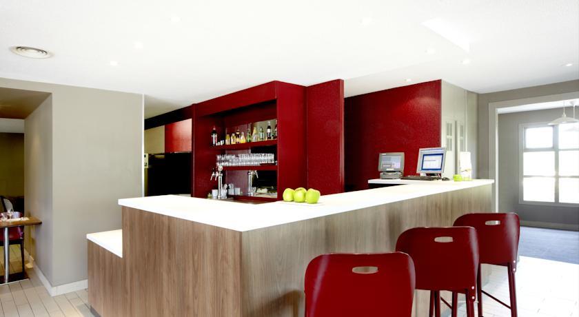 Campanile Bourges Nord - Saint-Doulchard Hotell Eksteriør bilde