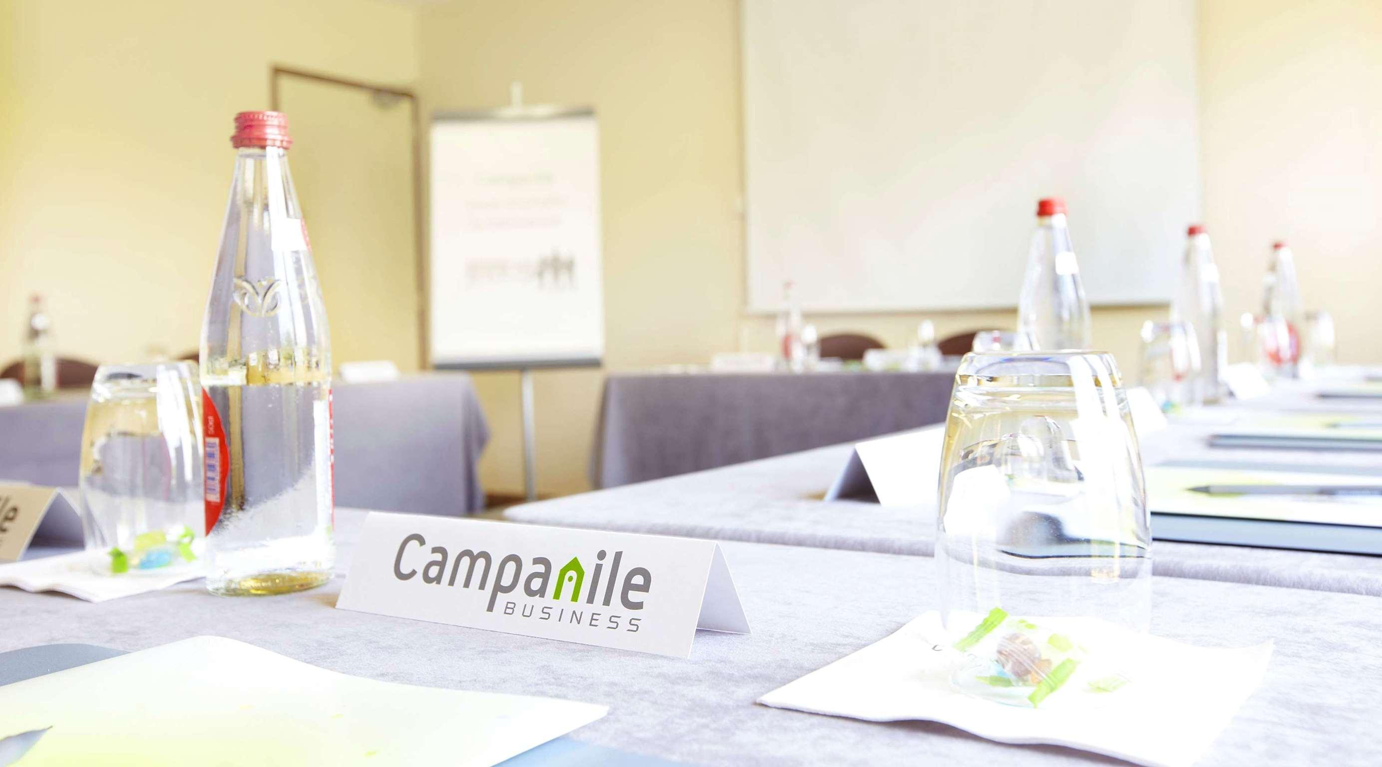 Campanile Bourges Nord - Saint-Doulchard Hotell Eksteriør bilde