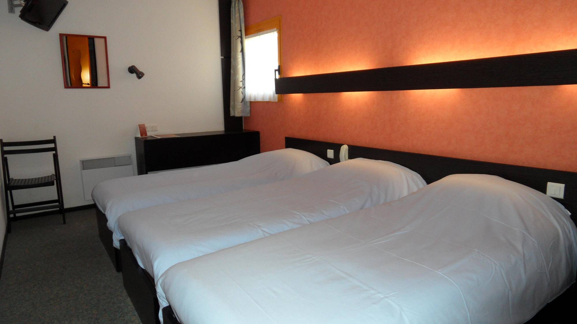 Campanile Bourges Nord - Saint-Doulchard Hotell Eksteriør bilde