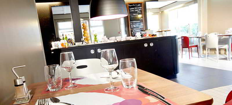 Campanile Bourges Nord - Saint-Doulchard Hotell Eksteriør bilde